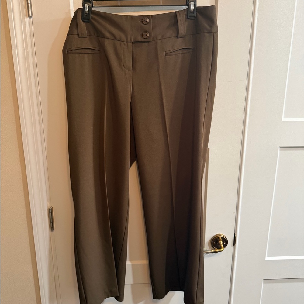Elegant Tan Women's Trousers